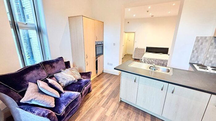 Studio To Rent In Quex Road, London, NW6