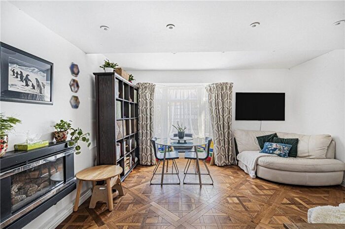 2 Bedroom Maisonette To Rent In Banbury Road, Oxford, Oxfordshire, OX2