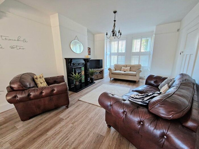 5 Bedroom Semi-Detached House To Rent In Westcliff Road, Margate, Kent, CT9