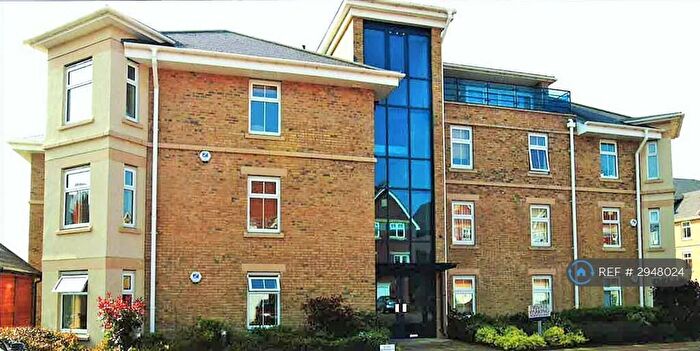 2 Bedroom Flat To Rent In Coxs Ground, Oxford, OX2