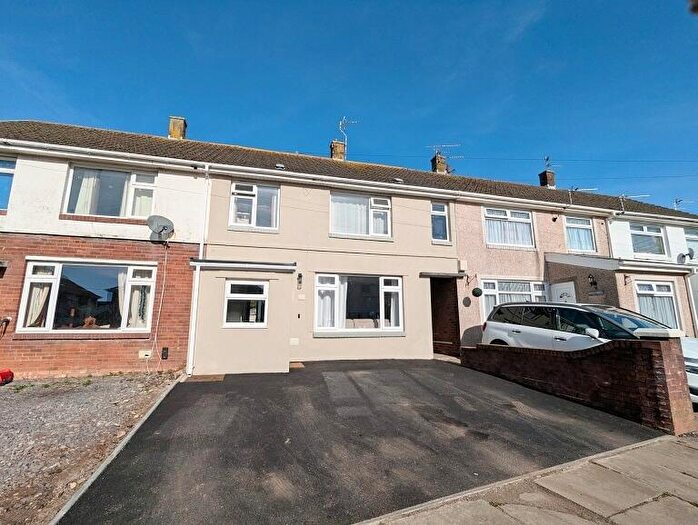 3 Bedroom Terraced House For Sale In Pant Morfa, Porthcawl, South Glamorgan, Bridgend (County Of), CF36