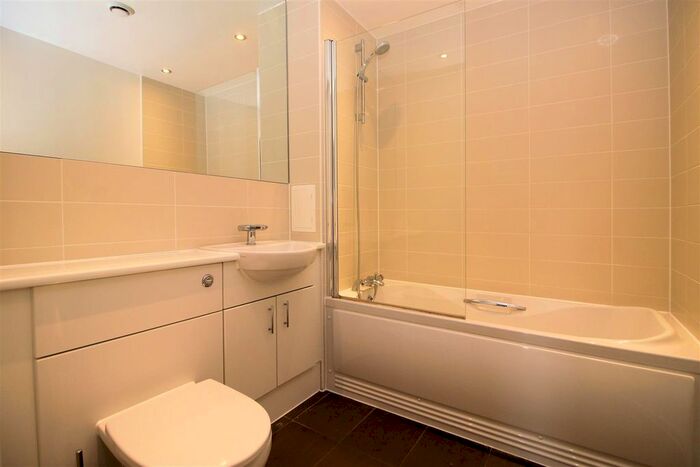 1 Bedroom Flat To Rent In Bradfield Close, Woking, Surrey, GU22