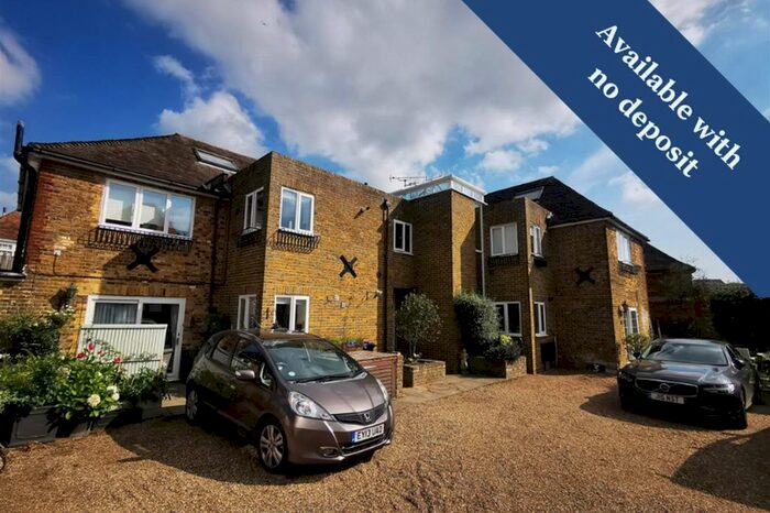 2 Bedroom Flat To Rent In Delf Street, Sandwich, CT13