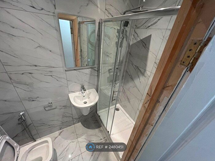 7 Bedroom Semi Detached House To Rent In Bulstrode Road, Hounslow, TW3
