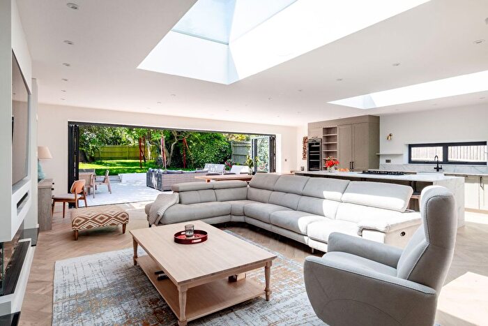 5 Bedroom Detached House To Rent In Wayland Avenue, Brighton, BN1