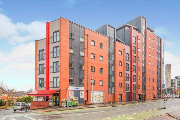 3 Bedroom Apartment To Rent In Delta Point, City Centre, M3