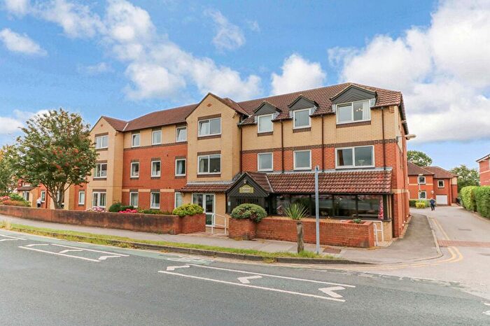 1 Bedroom Flat For Sale In Albion Court, Anlaby Common, HU4