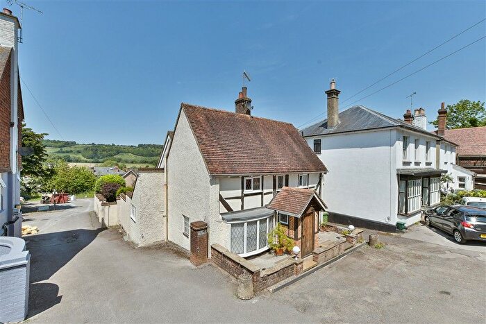 2 Bedroom Cottage For Sale In Guildford Road, Westcott, Surrey, RH4