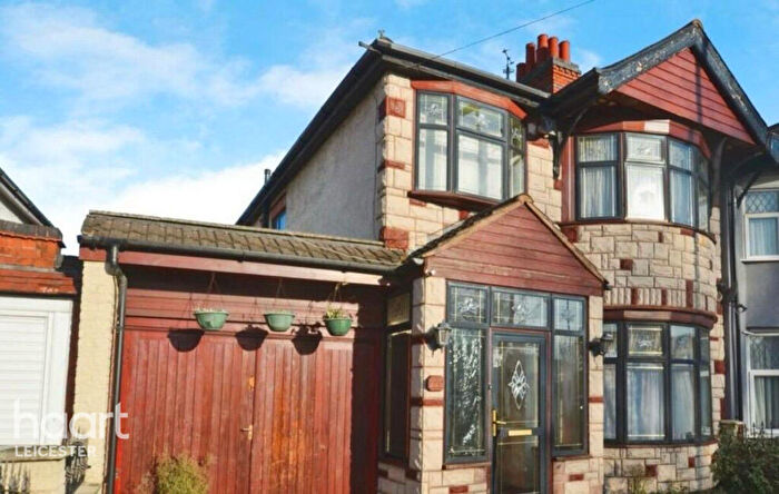 4 Bedroom Semi Detached House To Rent In Evington Road, Leicester, LE2