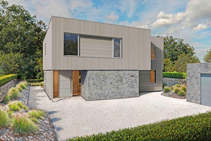 4 Bedroom Detached House For Sale In Mylor Bridge, Falmouth, Cornwall, TR11