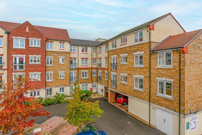 1 Bedroom Property For Sale In Churchfield Road, Walton-On-Thames, KT12
