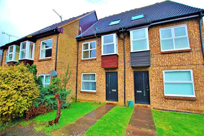 1 Bedroom Apartment To Rent In Bradfield Close, Guildford, Surrey, GU4