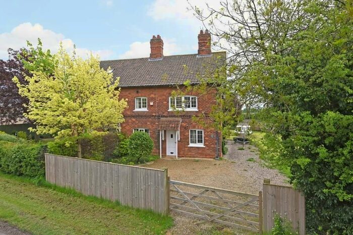 2 Bedroom Cottage To Rent In Spindle Cottage, Wheldrake Lane, Crockey Hill, YO19