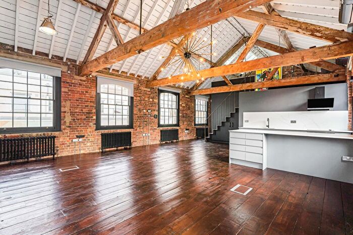 1 Bedroom Flat To Rent In City Garden Row, Islington, London, N1