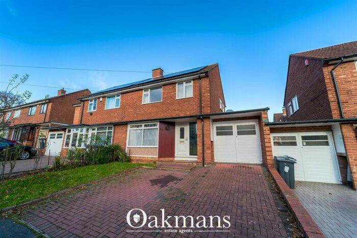 3 Bedroom House To Rent In Swarthmore Road, Birmingham, B29