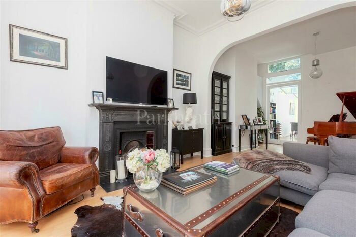 5 Bedroom Terraced House To Rent In Gondar Gardens, West Hampstead, NW6