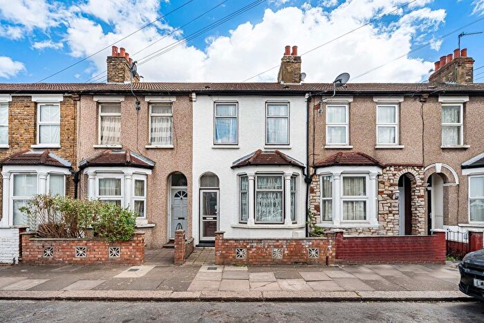 2 Bedroom Terraced House For Sale In Kimberley Road, London, N18