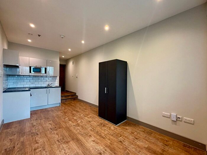 Studio To Rent In Week Street, Maidstone, ME14