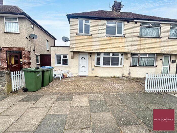 5 Bedroom End Terrace House To Rent In Birkdale Road, London, SE2