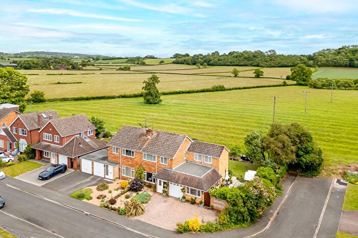 4 Bedroom Semi-Detached House For Sale In Guild Road, Aston Cantlow, Henley-In-Arden, B95