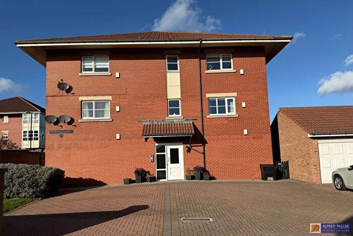 2 Bedroom Flat For Sale In Liddell Court, Horth Haven, SR6