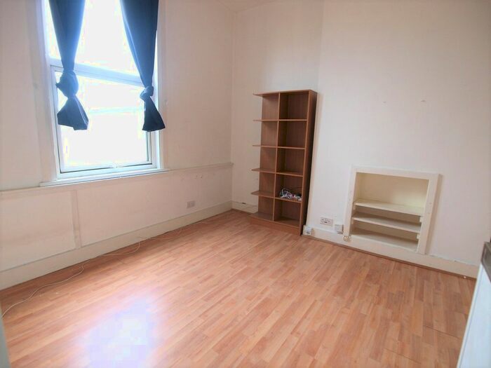 1 Bedroom Flat To Rent In Hornsey Road, Finsbury Park, N19