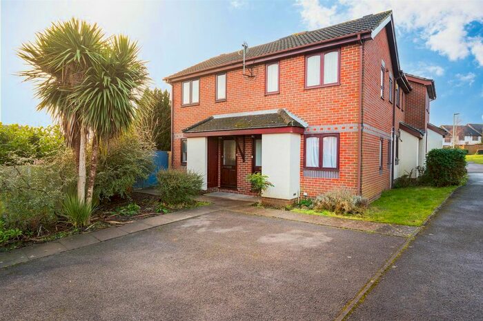 1 Bedroom Terraced House To Rent In Broad Hinton, Twyford, Reading, Berkshirem, RG10