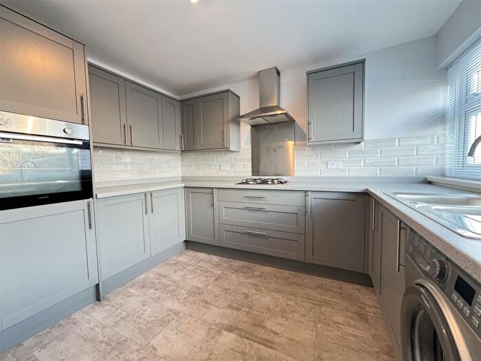 3 Bedroom Terraced House For Sale In Fair Oak Close, Aberdare, CF44