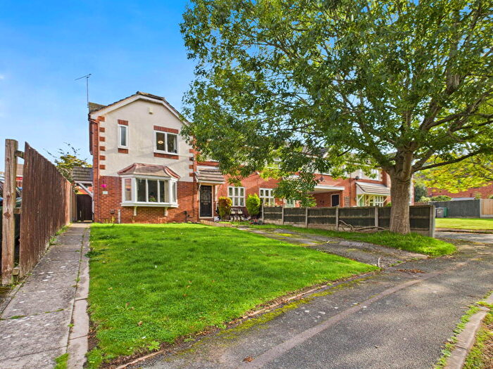 3 Bedroom Semi-Detached House For Sale In Field Lane, Wistaston, Crewe, CW2
