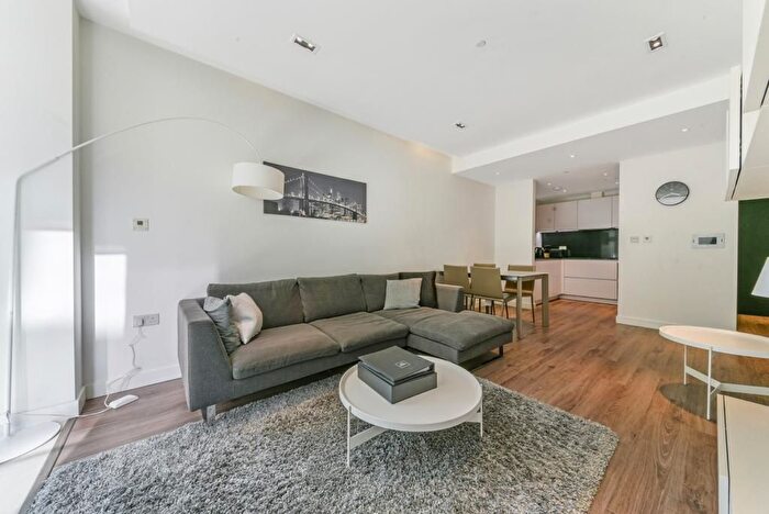 1 Bedroom Flat For Sale In Cashmere House, Leman Street, Aldgate, Tower Gateway, Tower Hill, London, E1