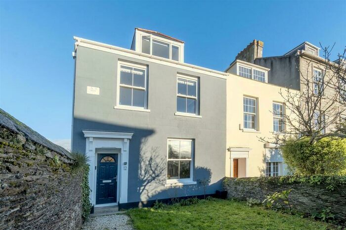 4 Bedroom House To Rent In Woodside, Greenbank, Plymouth, PL4