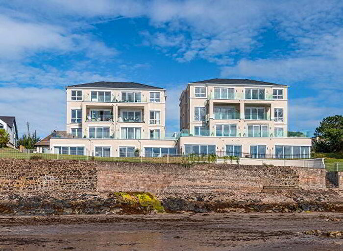 3 Bedroom Apartments For Sale In Apt, Shore Road, Carrickfergus, BT38