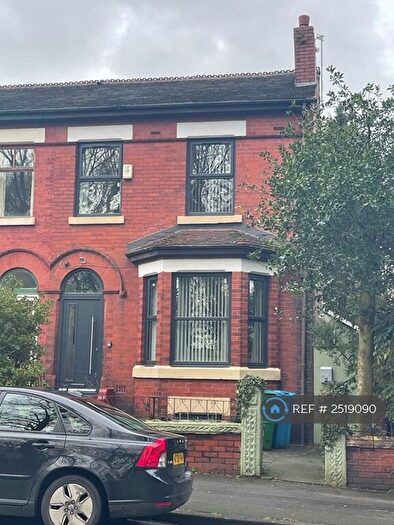 4 Bedroom Semi-Detached House To Rent In Westbury Road, Manchester, M8