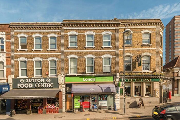 2 Bedroom Flat To Rent In High Street, Sutton, SM1