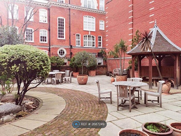 1 Bedroom Flat To Rent In London, London, WC2B