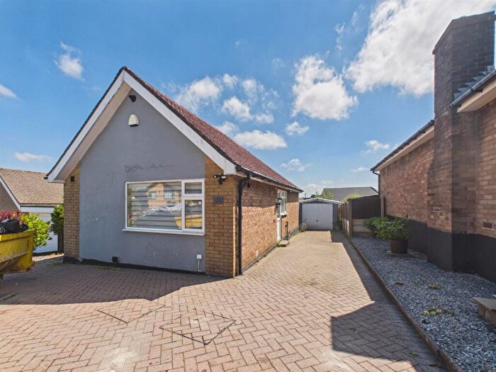 2 Bedroom Detached Bungalow For Sale In Hargate Road, Buxton, SK17
