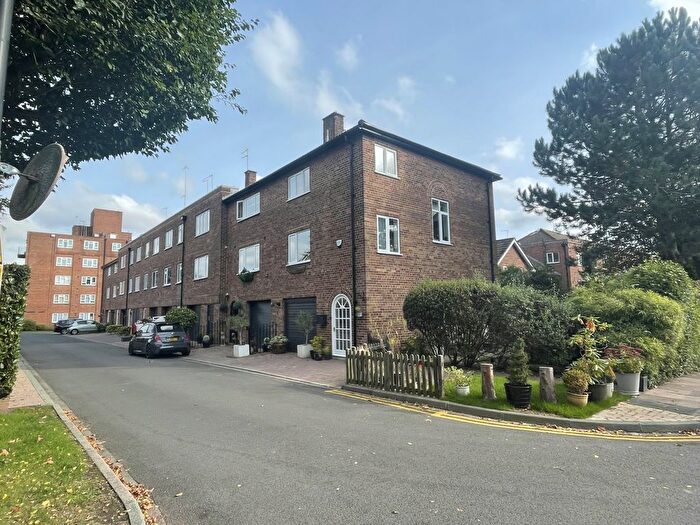 3 Bedroom Detached House To Rent In West Drive, Birmingham, West Midlands, B5