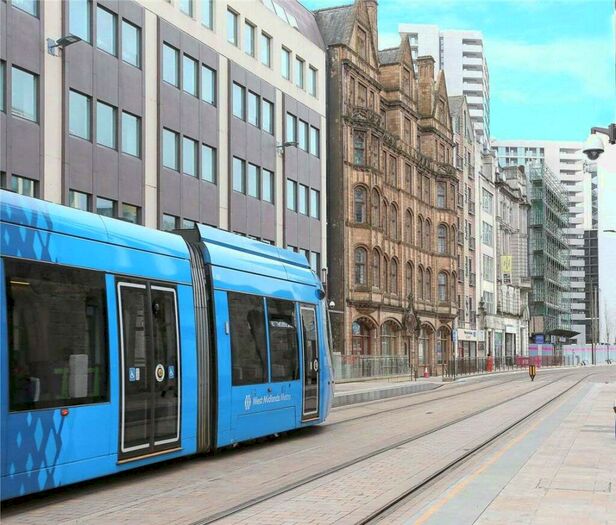 2 Bedroom Flat To Rent In Queens College Chambers, Paradise Street, Birmingham, West Midlands, B1