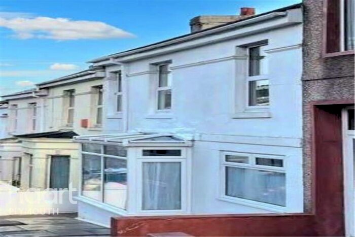 3 Bedroom Terraced House To Rent In West Hill Road, Plymouth, PL4