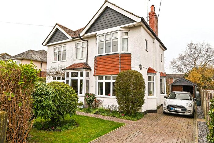 4 Bedroom Detached House For Sale In Marley Avenue, New Milton, Hampshire, BH25