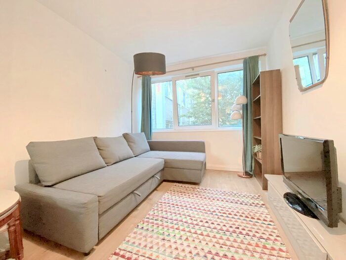 2 Bedroom Flat To Rent In Impact Court, Stembridge Road, London, SE20