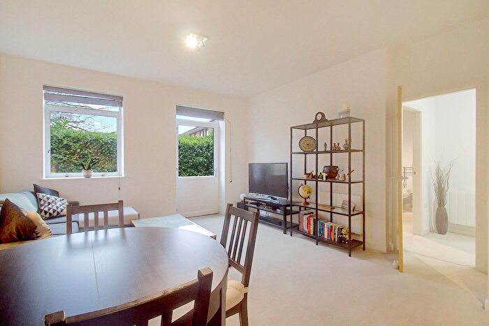 1 Bedroom Flat To Rent In Halo, Amy Johnson Way, York, North Yorkshire, YO30