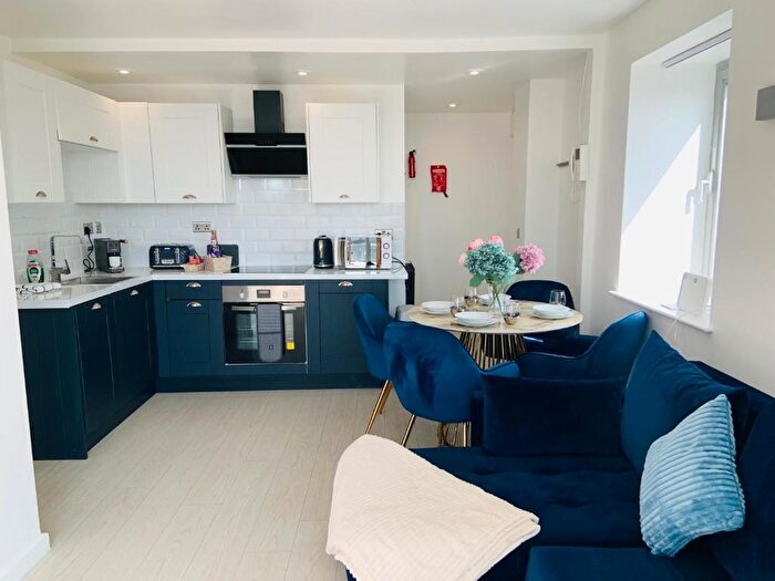 2 Bedroom Apartment To Rent In Basilica, King Charles Street, Leeds, LS1