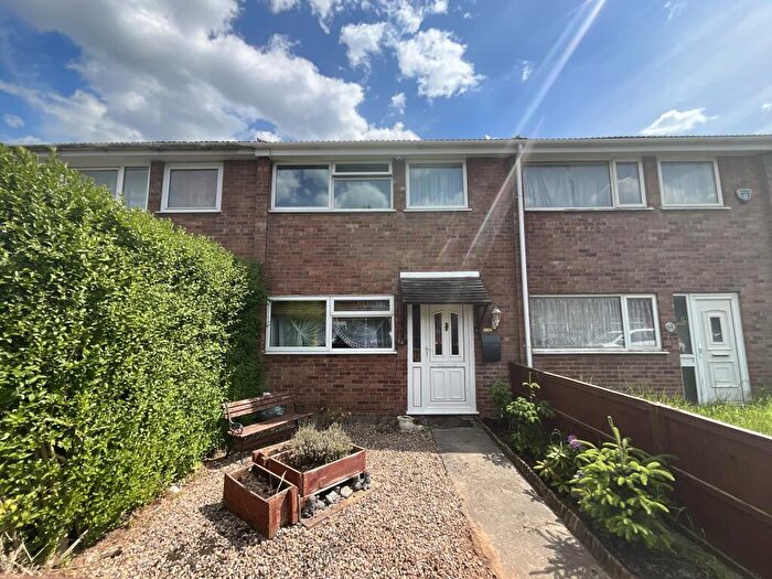 3 Bedroom Terraced House For Sale In Honeywood Drive, Nottingham, NG3