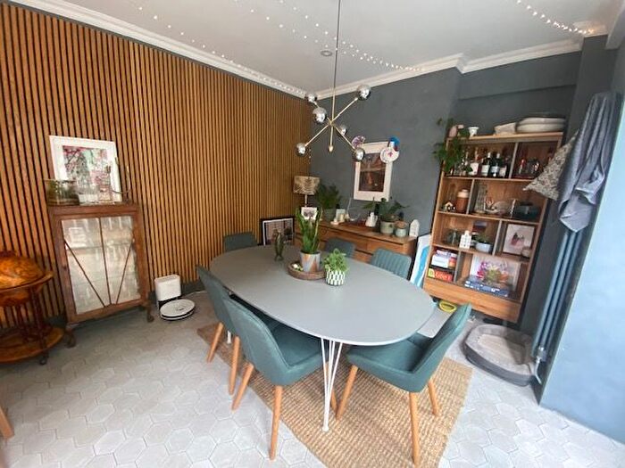 5 Bedroom Property To Rent In Albany Road, Cardiff, CF24