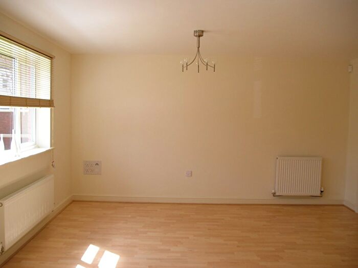 2 Bedroom Flat For Sale In Ladybank Avenue, Fulwood, Preston, PR2
