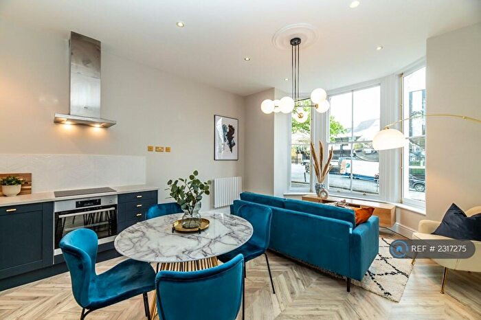 2 Bedroom Flat To Rent In East Circus Street, Nottingham, NG1