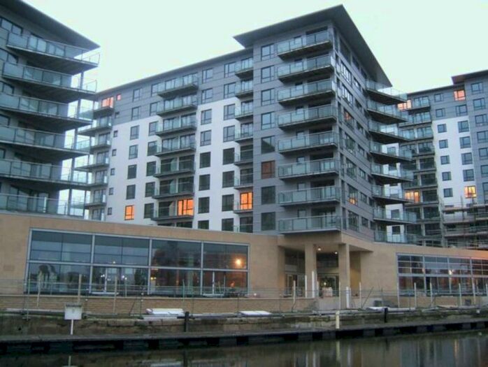 1 Bedroom Apartment To Rent In Crozier House, Clarence Dock, LS10