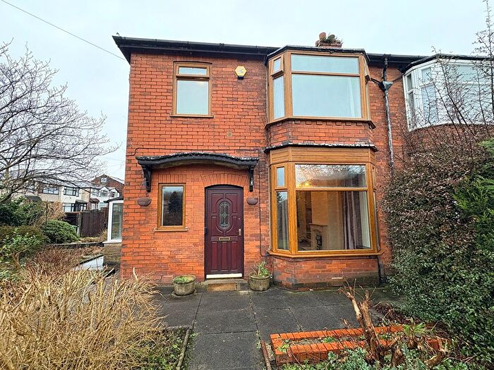 3 Bedroom Semi Detached House For Sale In Ventnor Avenue, Bolton, BL1