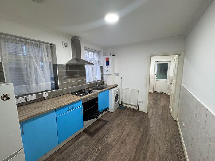 1 Bedroom Flat To Rent In Church Road, Leyton, E10